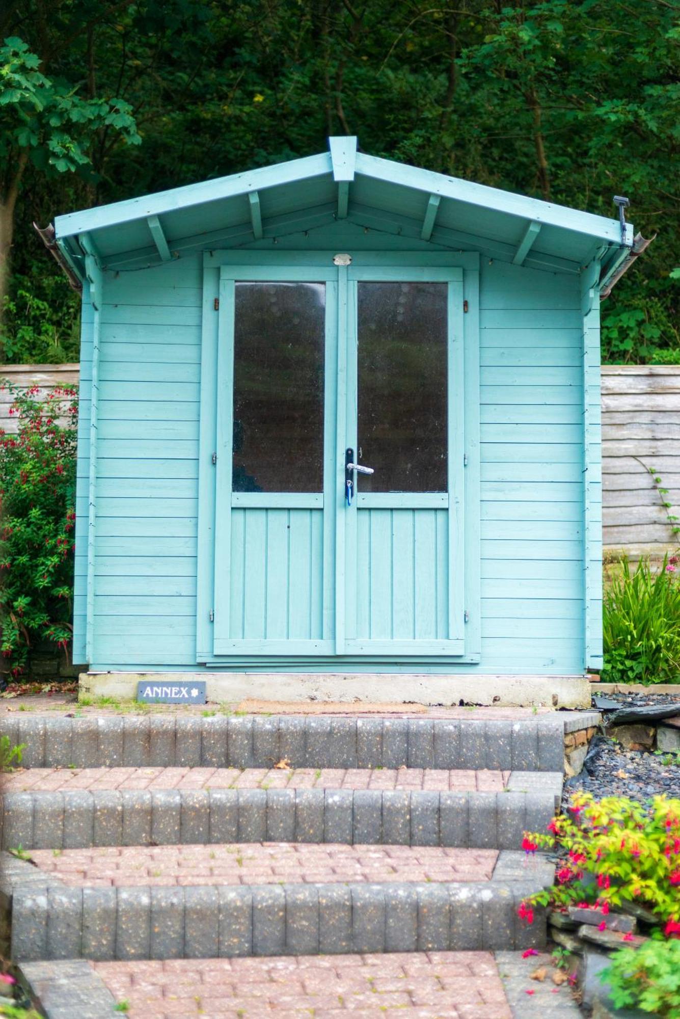 Riverside Bothy In Heart Of Scenic Harbour Village Солва Екстериор снимка